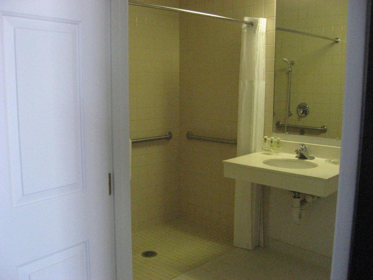 Country Inn & Suites By Radisson, Wausau, Wi Schofield Bilik gambar