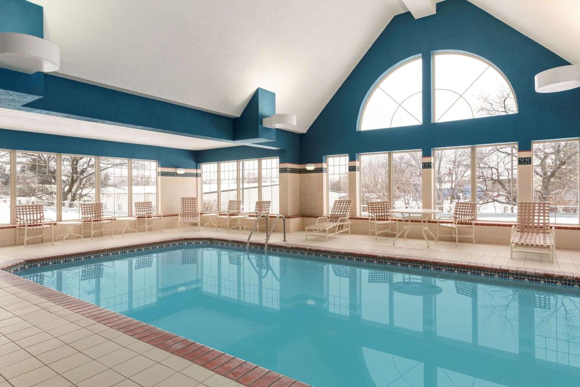 Country Inn & Suites By Radisson, Wausau, Wi Schofield Luaran gambar